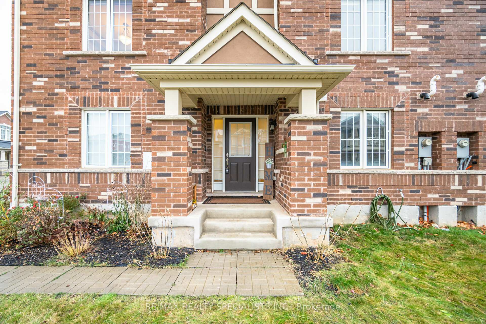 Photo 3 of 1629 Gainer Crescent, Milton, Clarke — HOMEH