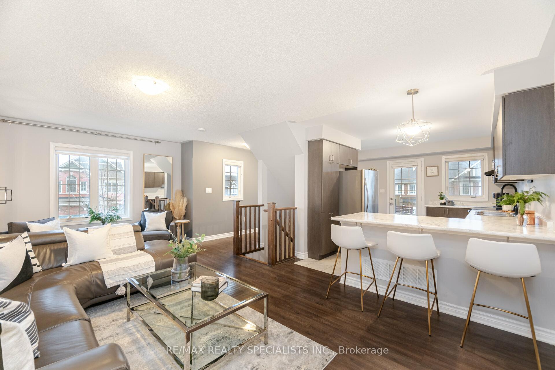 Photo 6 of 1629 Gainer Crescent, Milton, Clarke — HOMEH