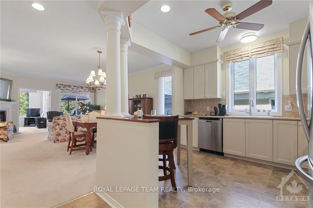 Photo 5 of 317 Breckenridge Crescent, Ottawa, Kanata - Morgan's Grant/South March — HOMEH