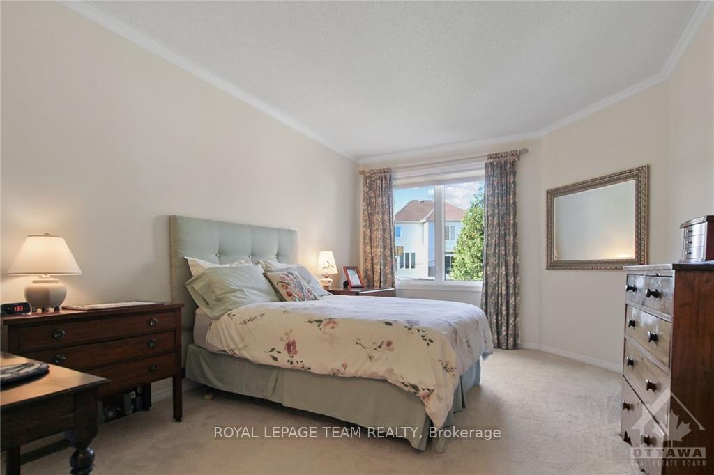 Photo 8 of 317 Breckenridge Crescent, Ottawa, Kanata - Morgan's Grant/South March — HOMEH