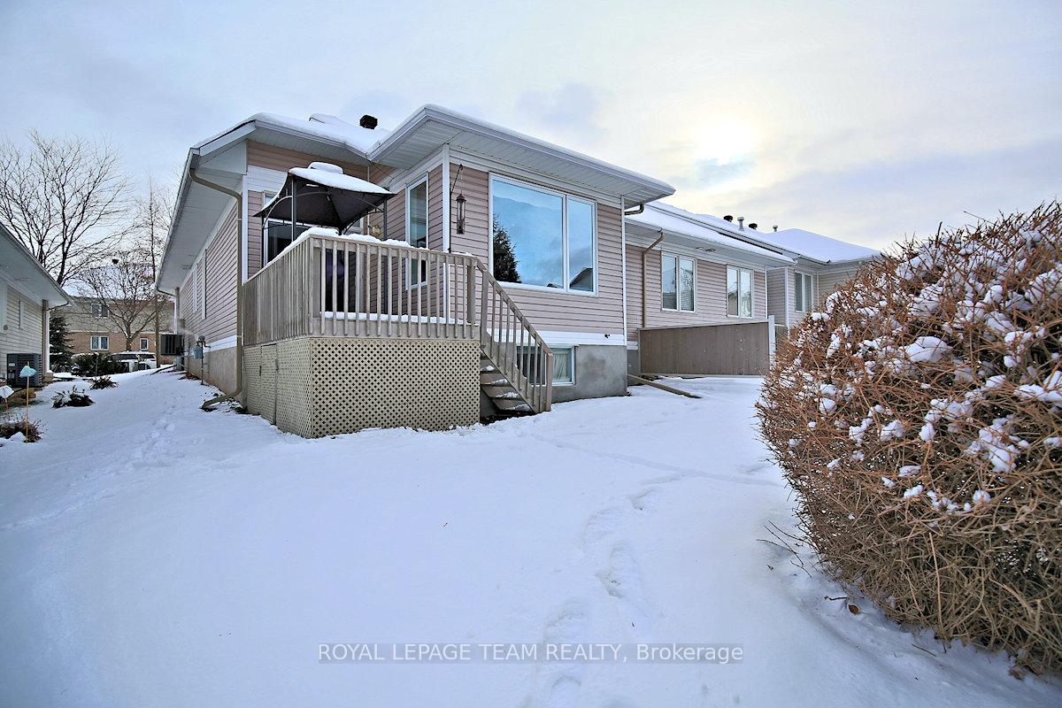 Photo 14 of 317 Breckenridge Crescent, Ottawa, Kanata - Morgan's Grant/South March — HOMEH