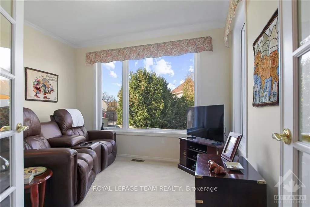 Photo 20 of 317 Breckenridge Crescent, Ottawa, Kanata - Morgan's Grant/South March — HOMEH