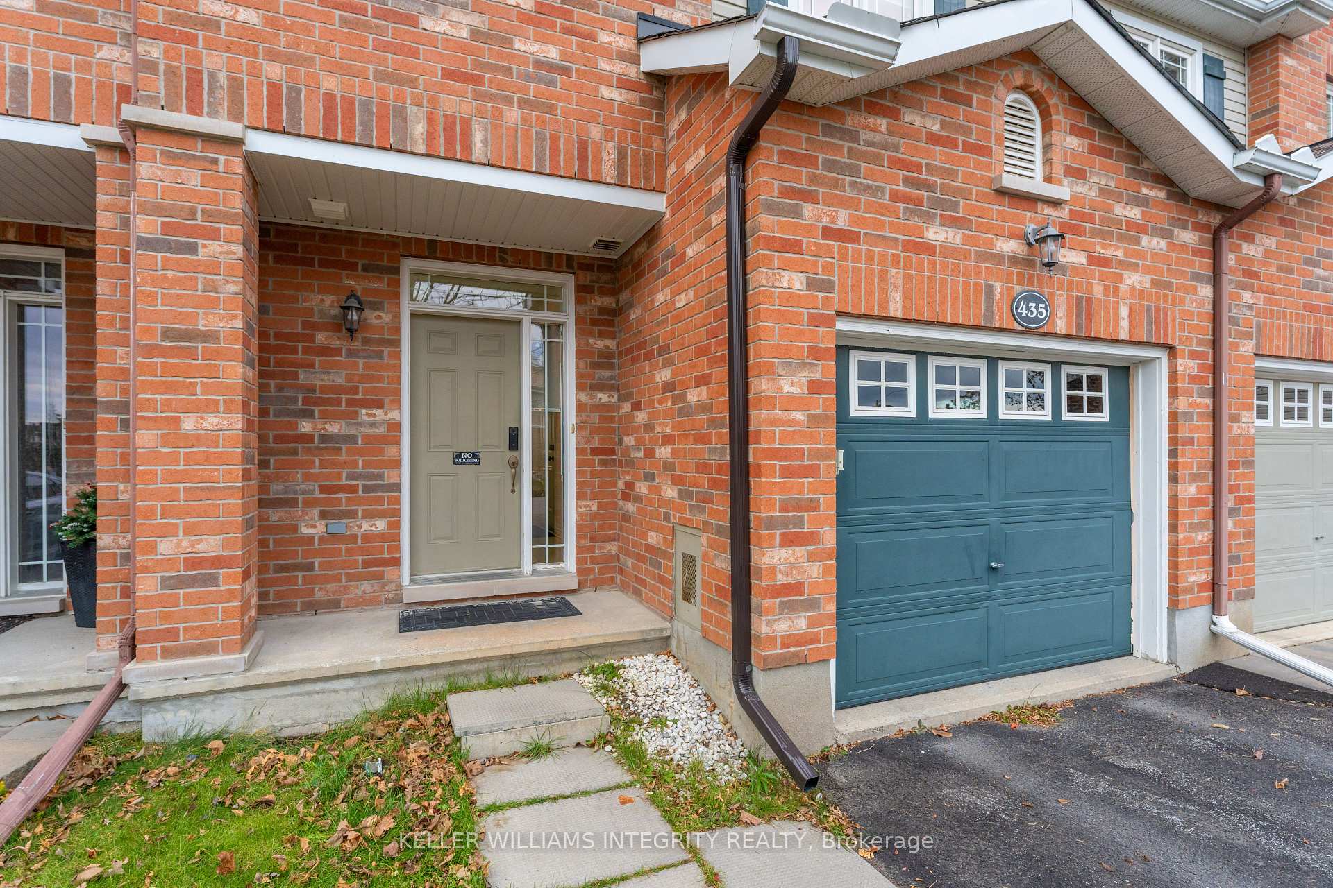 Photo 2 of 435 Celtic Ridge Crescent, Ottawa, Kanata - Morgan's Grant/South March — HOMEH