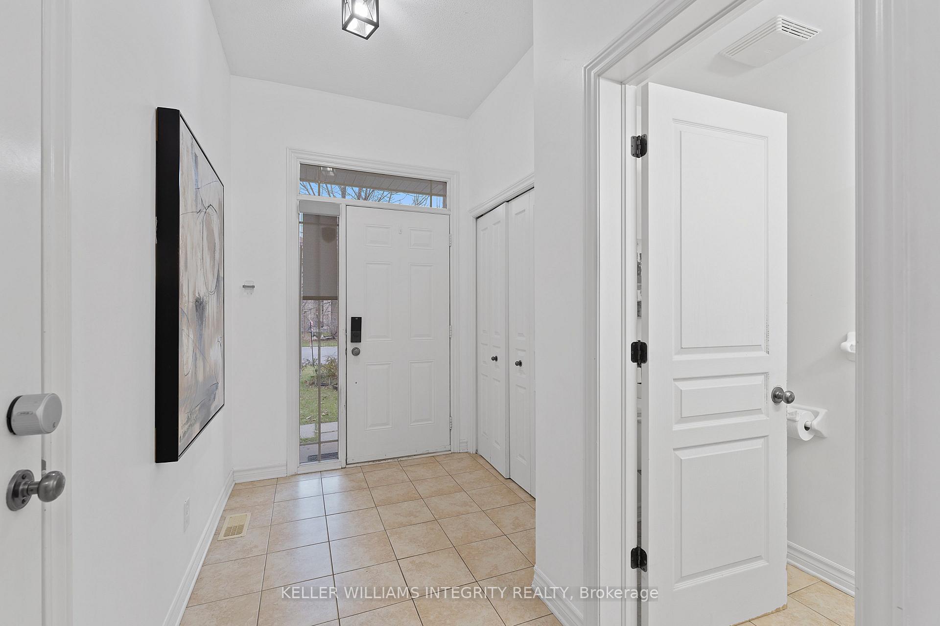 Photo 3 of 435 Celtic Ridge Crescent, Ottawa, Kanata - Morgan's Grant/South March — HOMEH