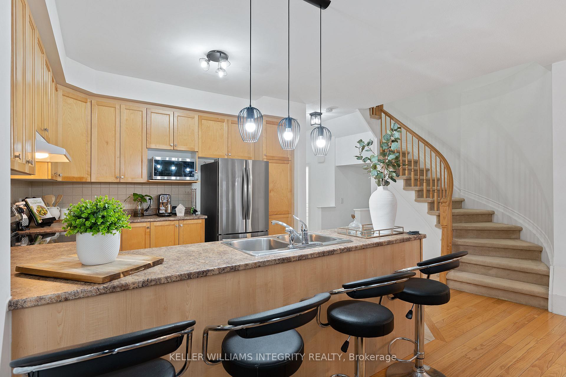 Photo 10 of 435 Celtic Ridge Crescent, Ottawa, Kanata - Morgan's Grant/South March — HOMEH