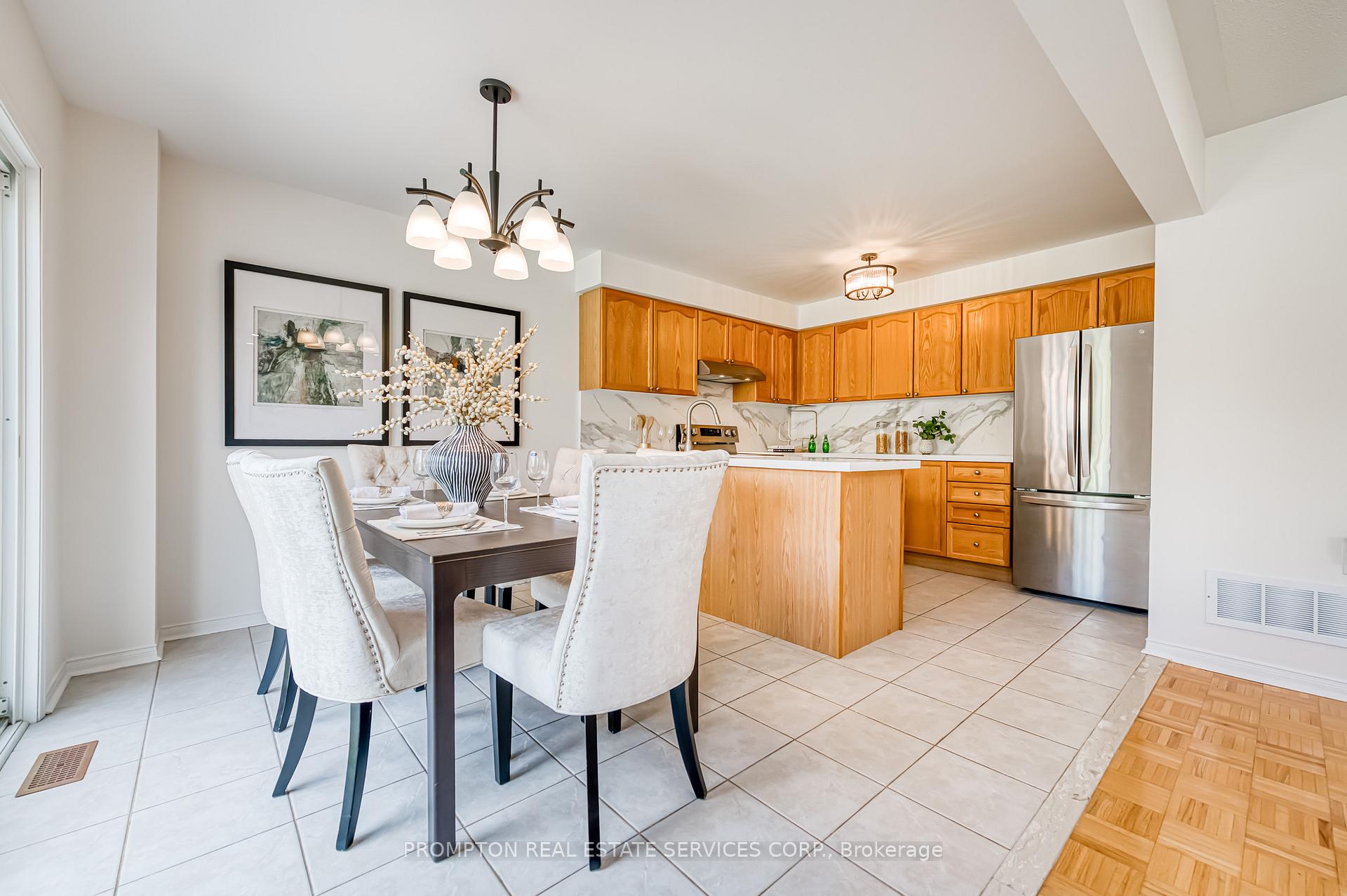 Photo 15 of 5 Casemount Street, Aurora, Bayview Northeast — HOMEH
