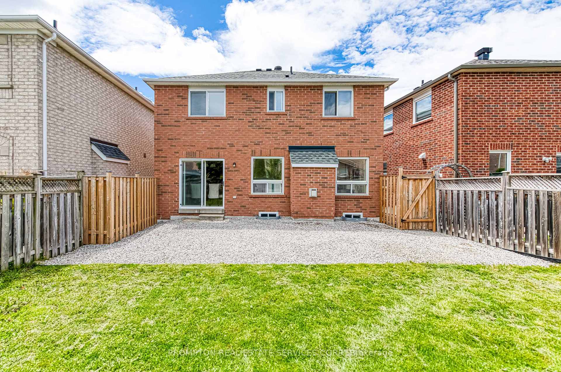 Photo 30 of 5 Casemount Street, Aurora, Bayview Northeast — HOMEH