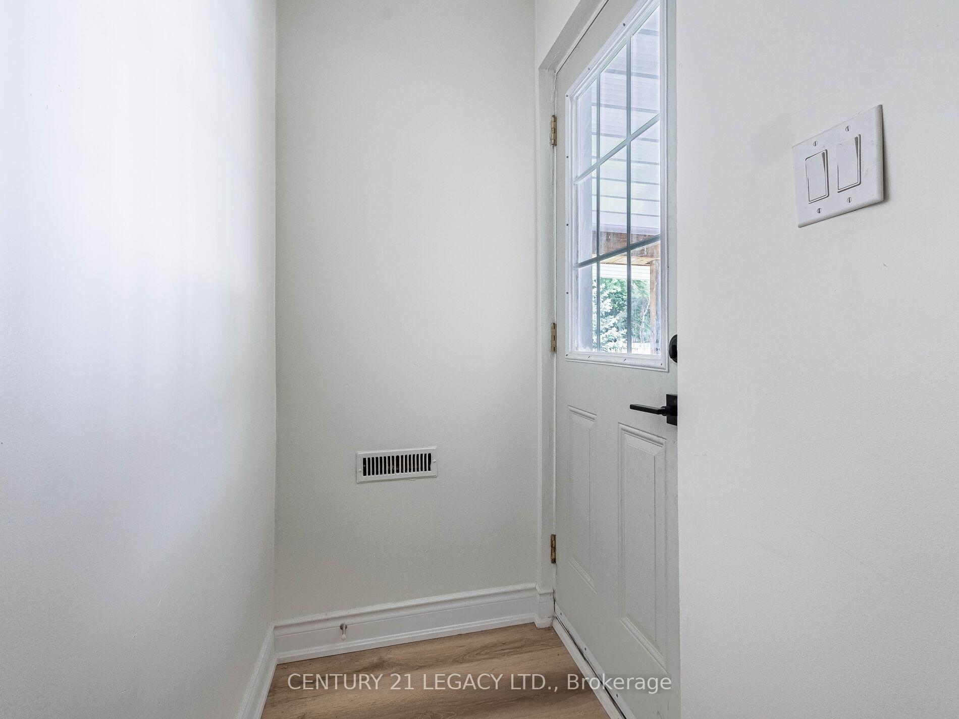 Photo 34 of 392 Wilson Drive, Milton, Dorset Park — HOMEH