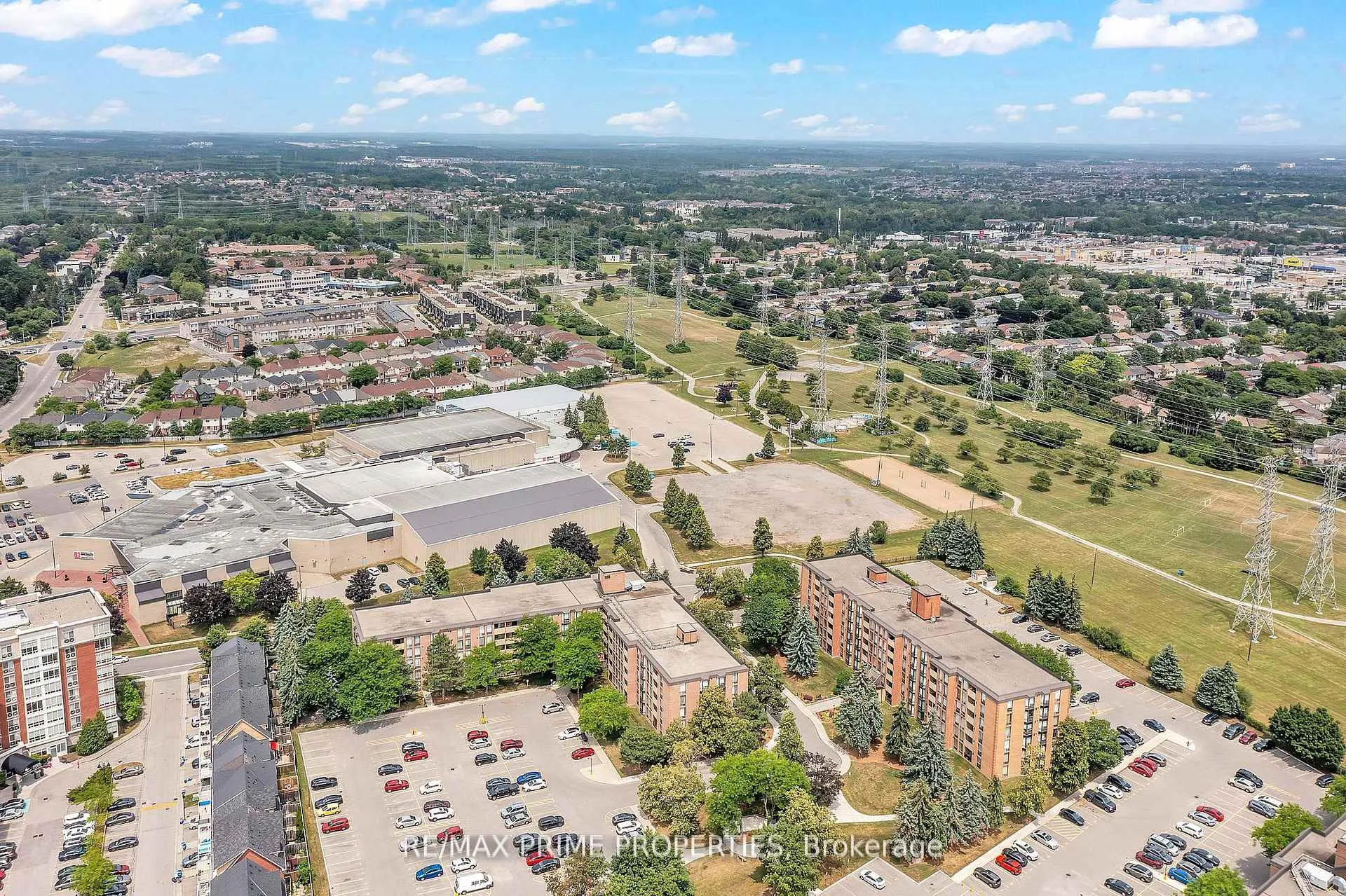 Photo 32 of Unit 302, 1535 Diefenbaker Court, Pickering, Town Centre — HOMEH