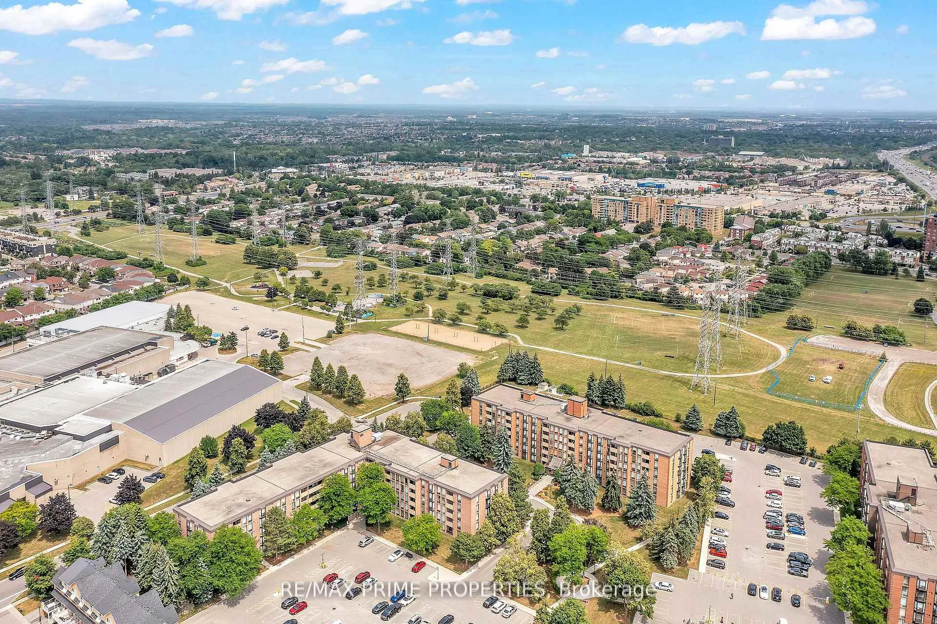 Photo 33 of Unit 302, 1535 Diefenbaker Court, Pickering, Town Centre — HOMEH