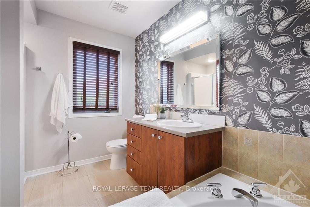 Photo 6 of 306 Statewood Drive, Ottawa, Kanata - Morgan's Grant/South March — HOMEH