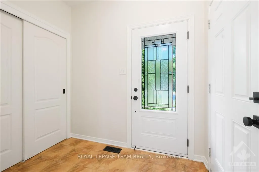 Photo 8 of 306 Statewood Drive, Ottawa, Kanata - Morgan's Grant/South March — HOMEH