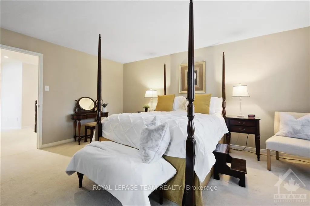 Photo 13 of 306 Statewood Drive, Ottawa, Kanata - Morgan's Grant/South March — HOMEH