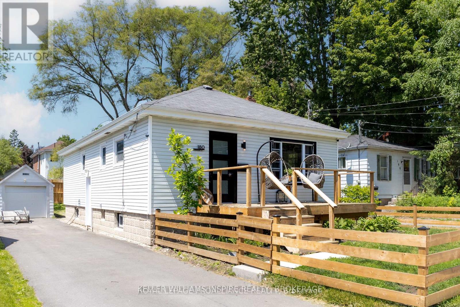Photo 1 of 180 Burnham Street, Belleville, Belleville Ward — HOMEH