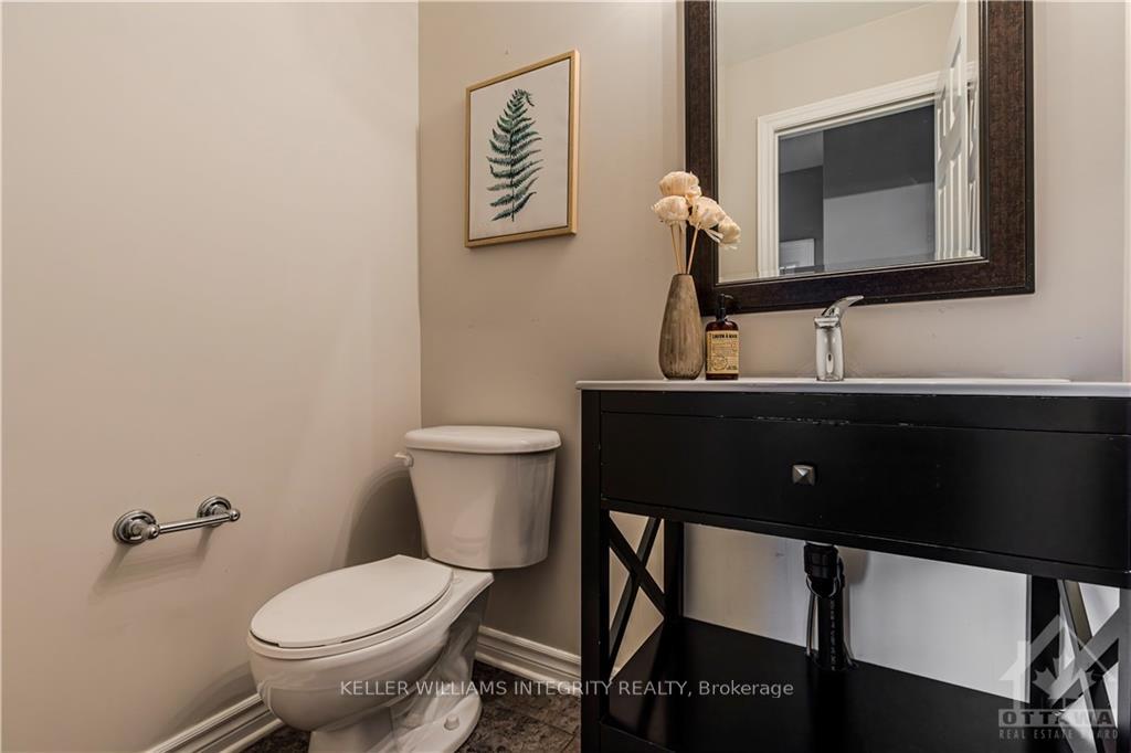 Photo 11 of 122 Whernside Terrace, Ottawa, Kanata - Morgan's Grant/South March — HOMEH