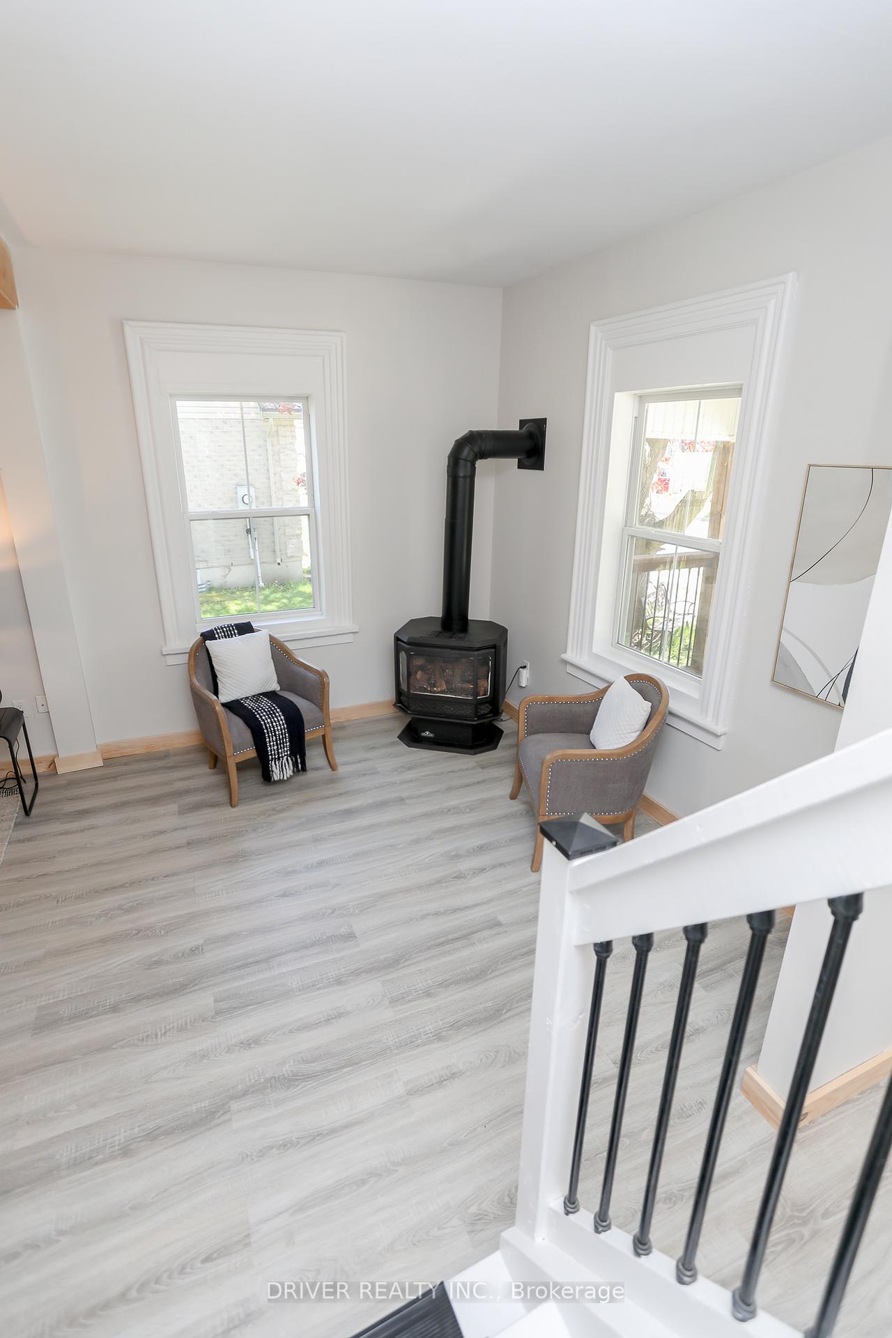 Photo 8 of 19 Forest Street, Aylmer — HOMEH