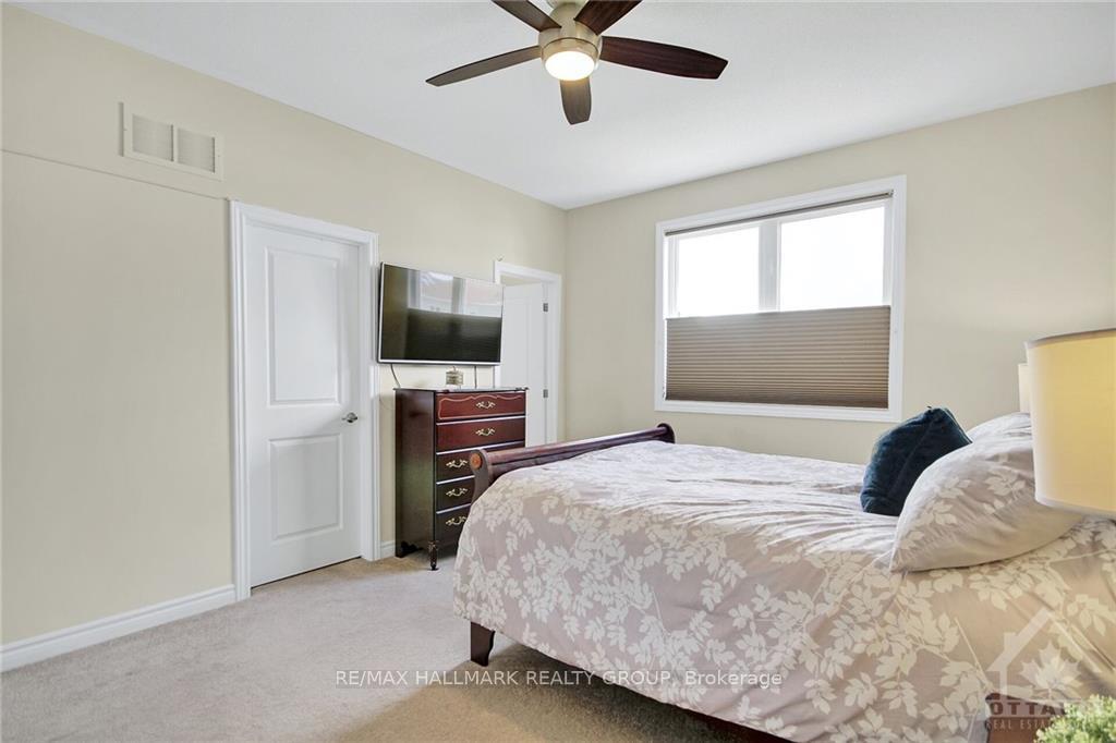 Photo 15 of 128 Lily Pond Street, Ottawa, Kanata - Emerald Meadows/Trailwest — HOMEH