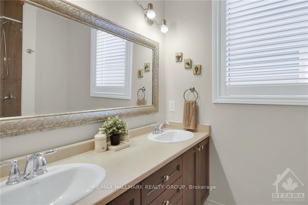 Photo 16 of 128 Lily Pond Street, Ottawa, Kanata - Emerald Meadows/Trailwest — HOMEH