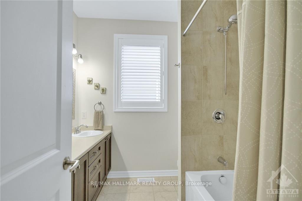 Photo 17 of 128 Lily Pond Street, Ottawa, Kanata - Emerald Meadows/Trailwest — HOMEH