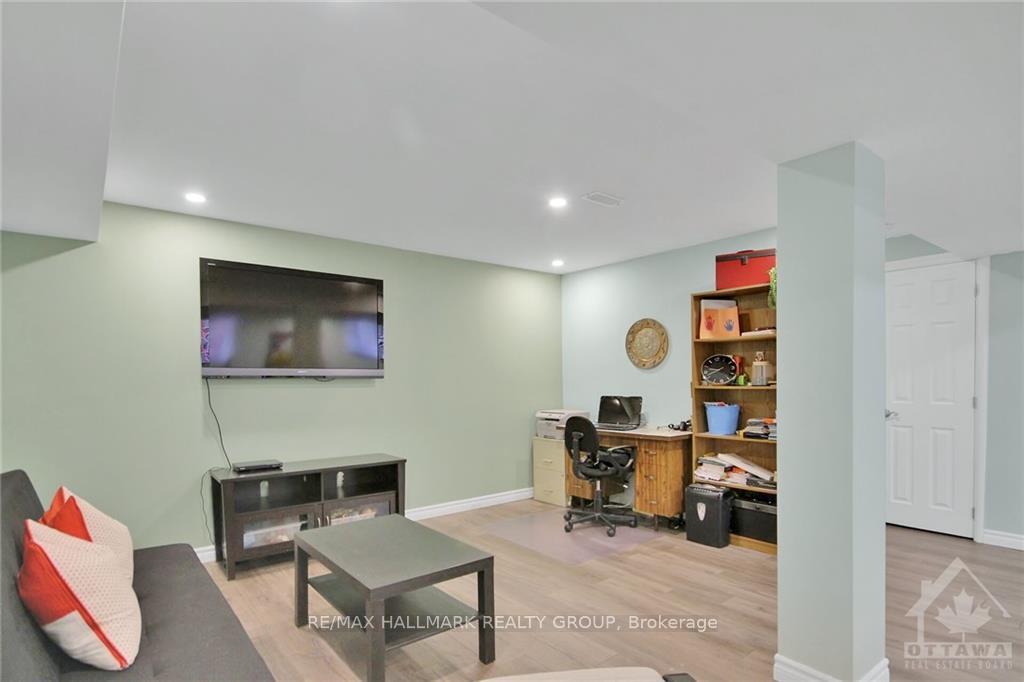 Photo 25 of 128 Lily Pond Street, Ottawa, Kanata - Emerald Meadows/Trailwest — HOMEH