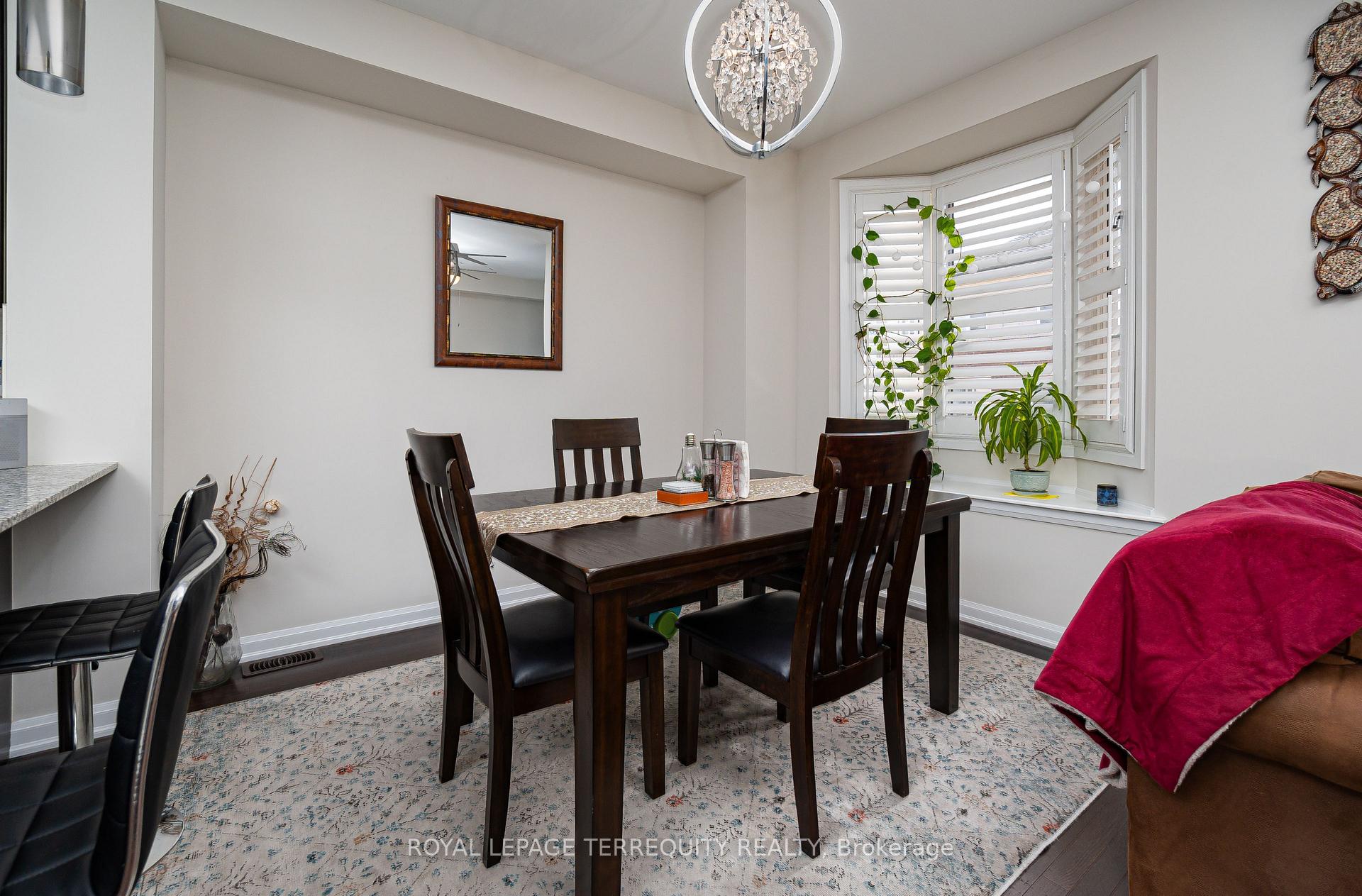 Photo 9 of Unit 38, 165 Hampshire Way, Milton, Dempsey — HOMEH