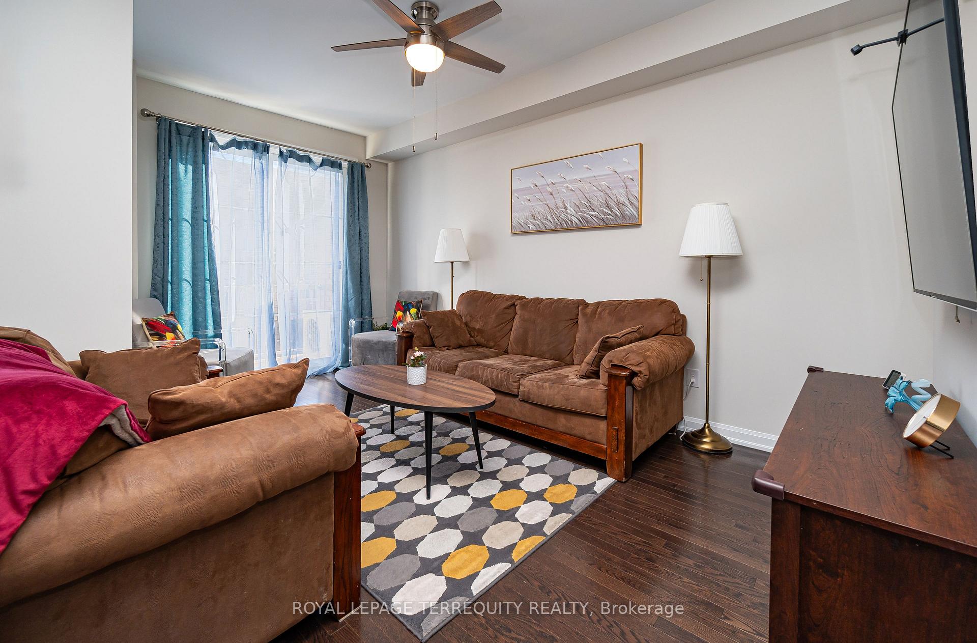 Photo 10 of Unit 38, 165 Hampshire Way, Milton, Dempsey — HOMEH