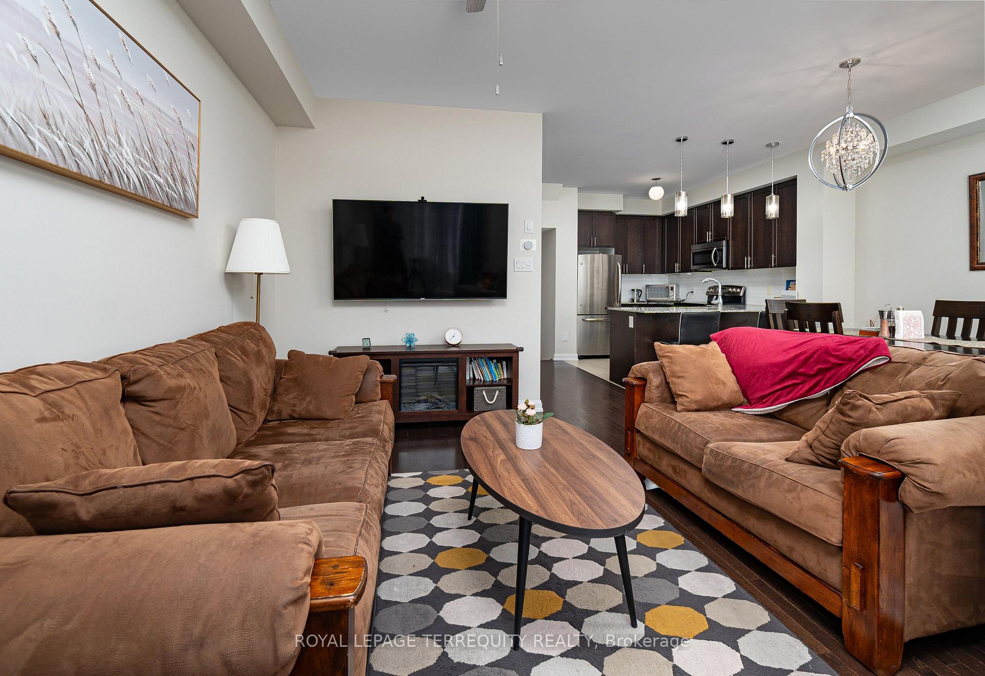 Photo 12 of Unit 38, 165 Hampshire Way, Milton, Dempsey — HOMEH