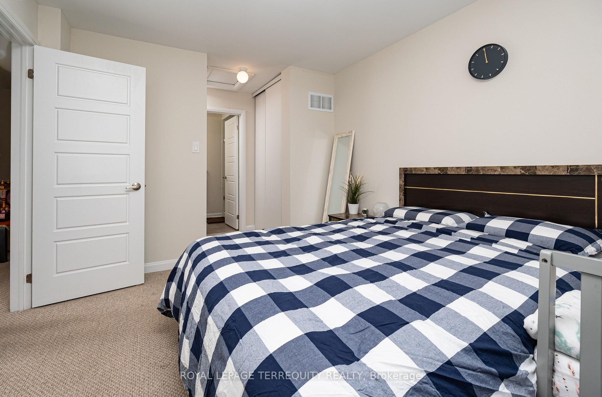 Photo 20 of Unit 38, 165 Hampshire Way, Milton, Dempsey — HOMEH