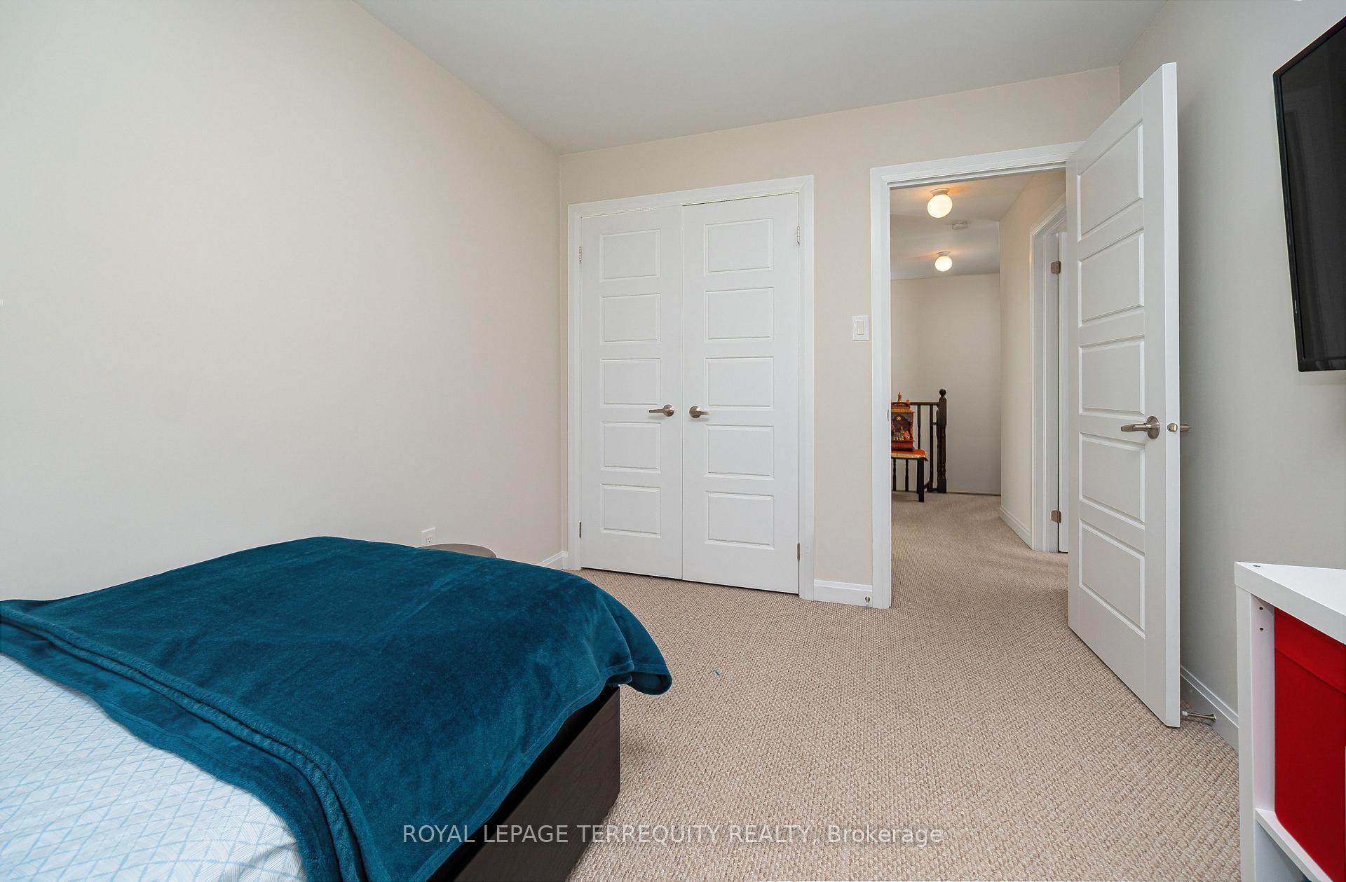 Photo 24 of Unit 38, 165 Hampshire Way, Milton, Dempsey — HOMEH