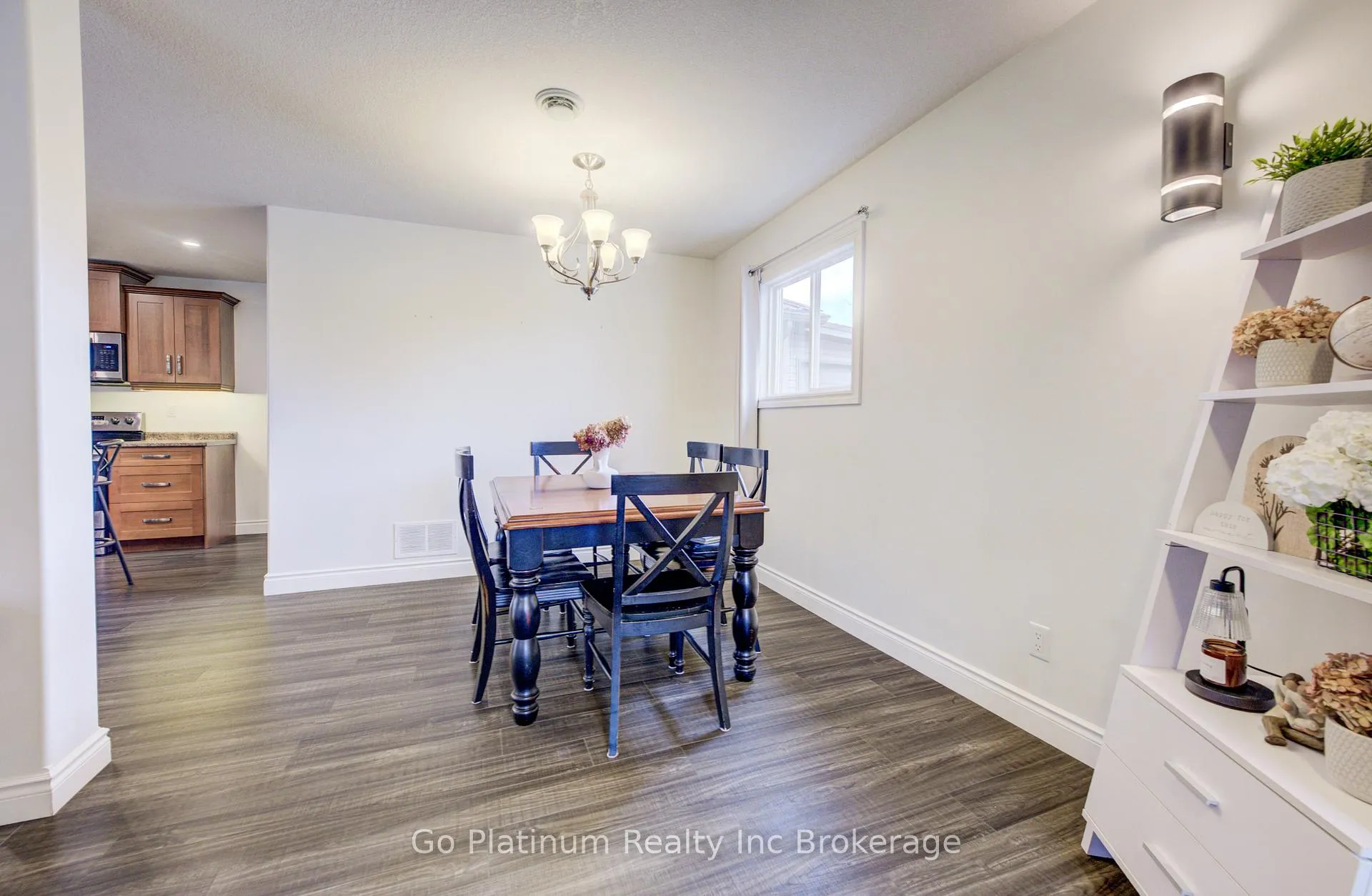 Photo 5 of 9028 Plank Road, Bayham, Straffordville — HOMEH