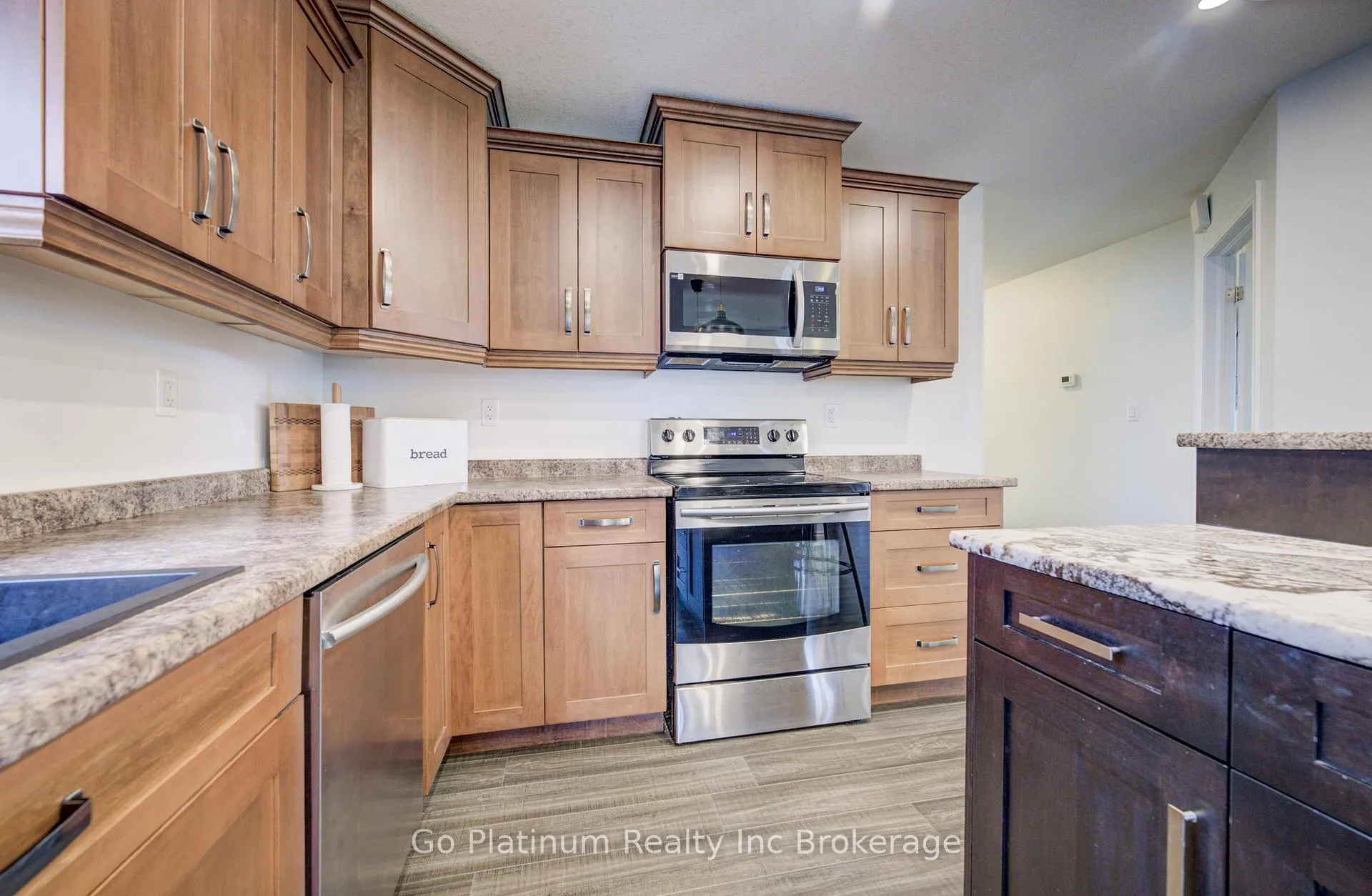 Photo 9 of 9028 Plank Road, Bayham, Straffordville — HOMEH