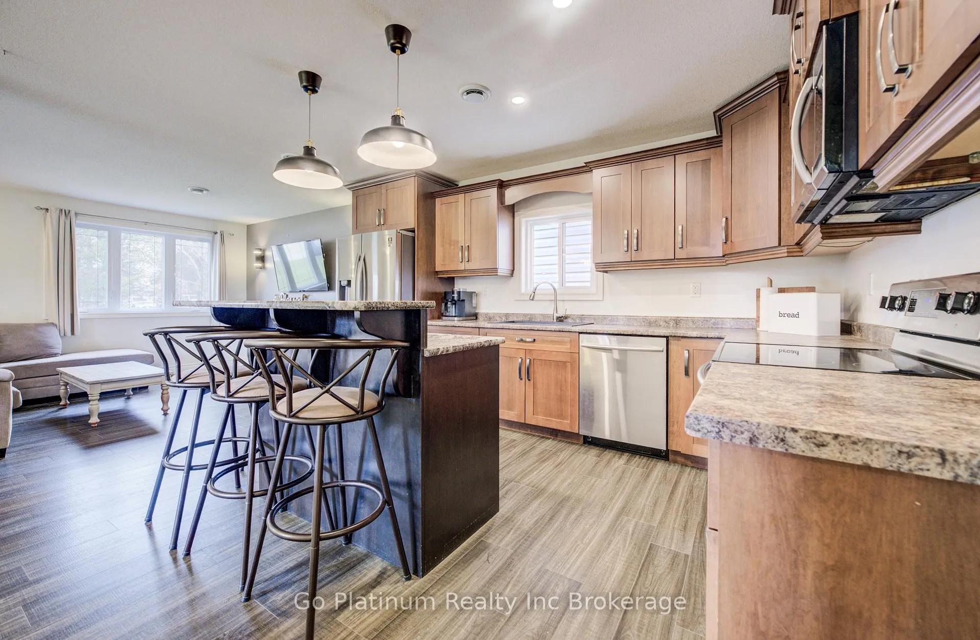 Photo 10 of 9028 Plank Road, Bayham, Straffordville — HOMEH