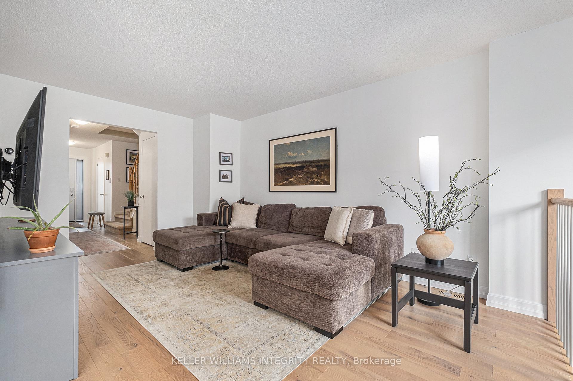 Photo 9 of 86 Cedarock Drive, Ottawa, Kanata - Bridlewood — HOMEH