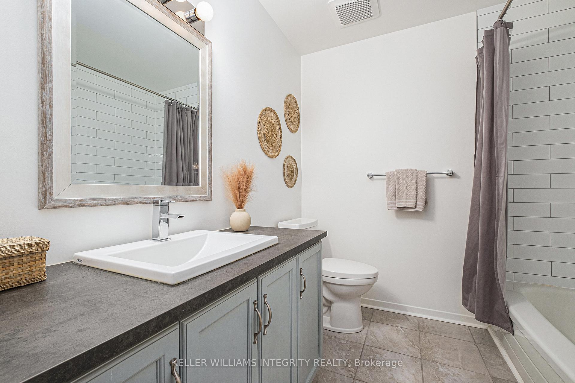 Photo 17 of 86 Cedarock Drive, Ottawa, Kanata - Bridlewood — HOMEH