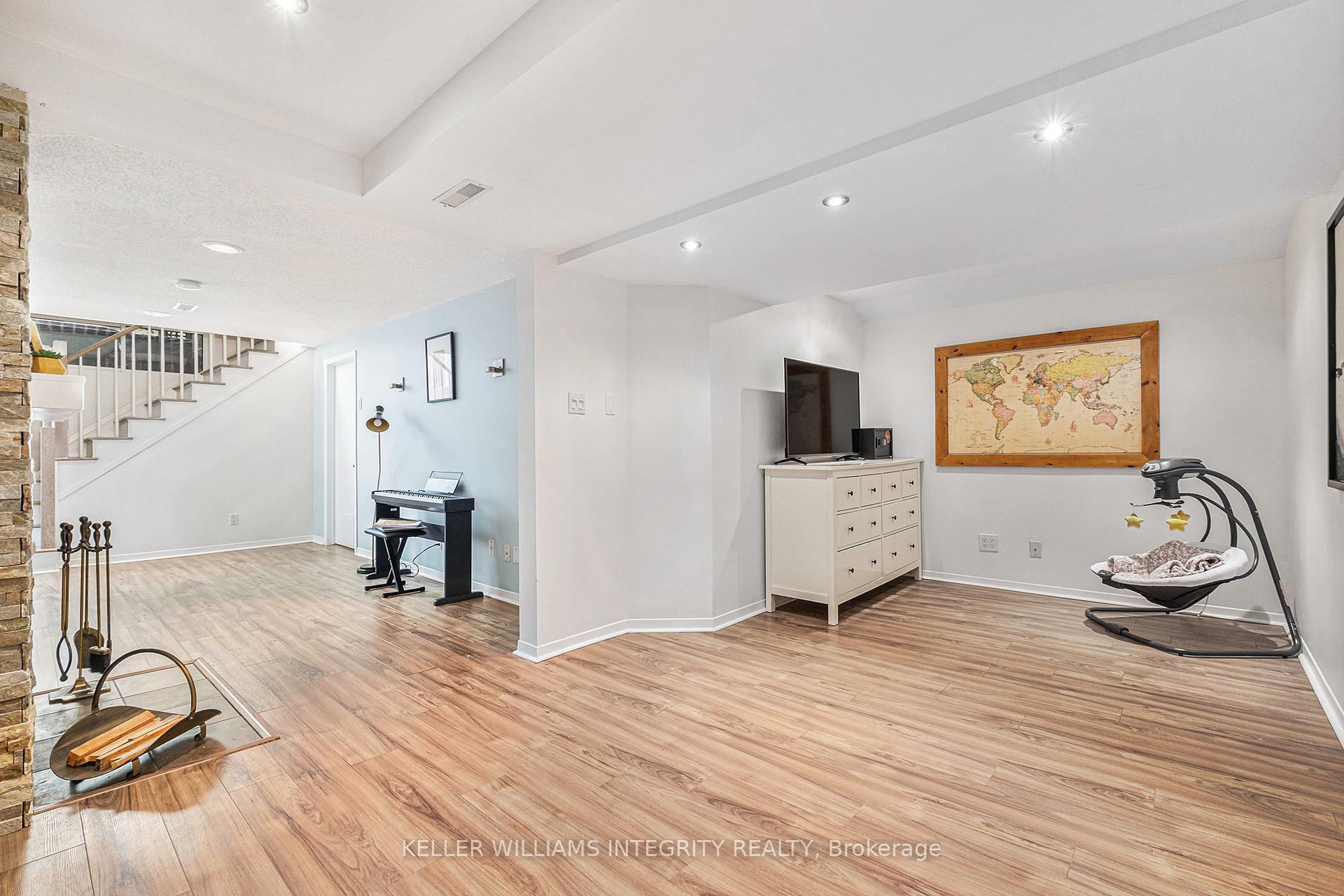Photo 18 of 86 Cedarock Drive, Ottawa, Kanata - Bridlewood — HOMEH