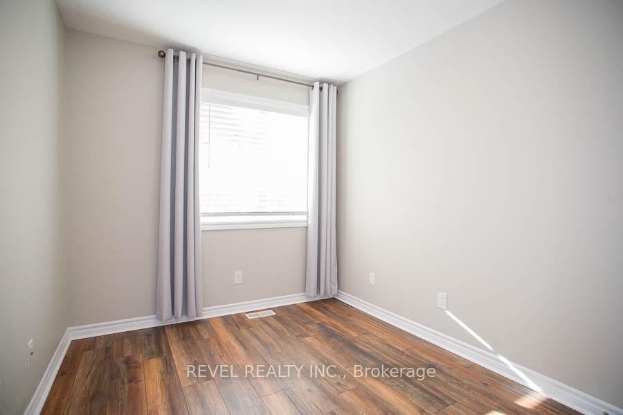 Photo 15 of Unit 33, 80 Willow Street, Brant, Paris — HOMEH