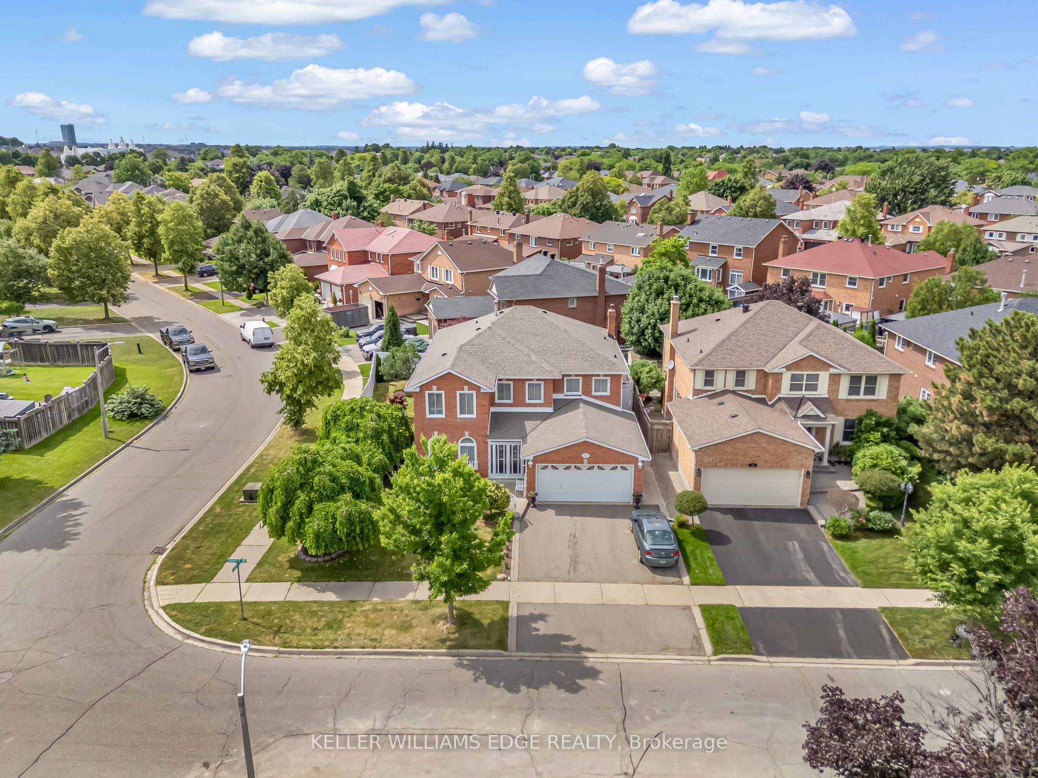 Photo 52 of 51 Corkett Drive, Brampton, Northwood Park — HOMEH