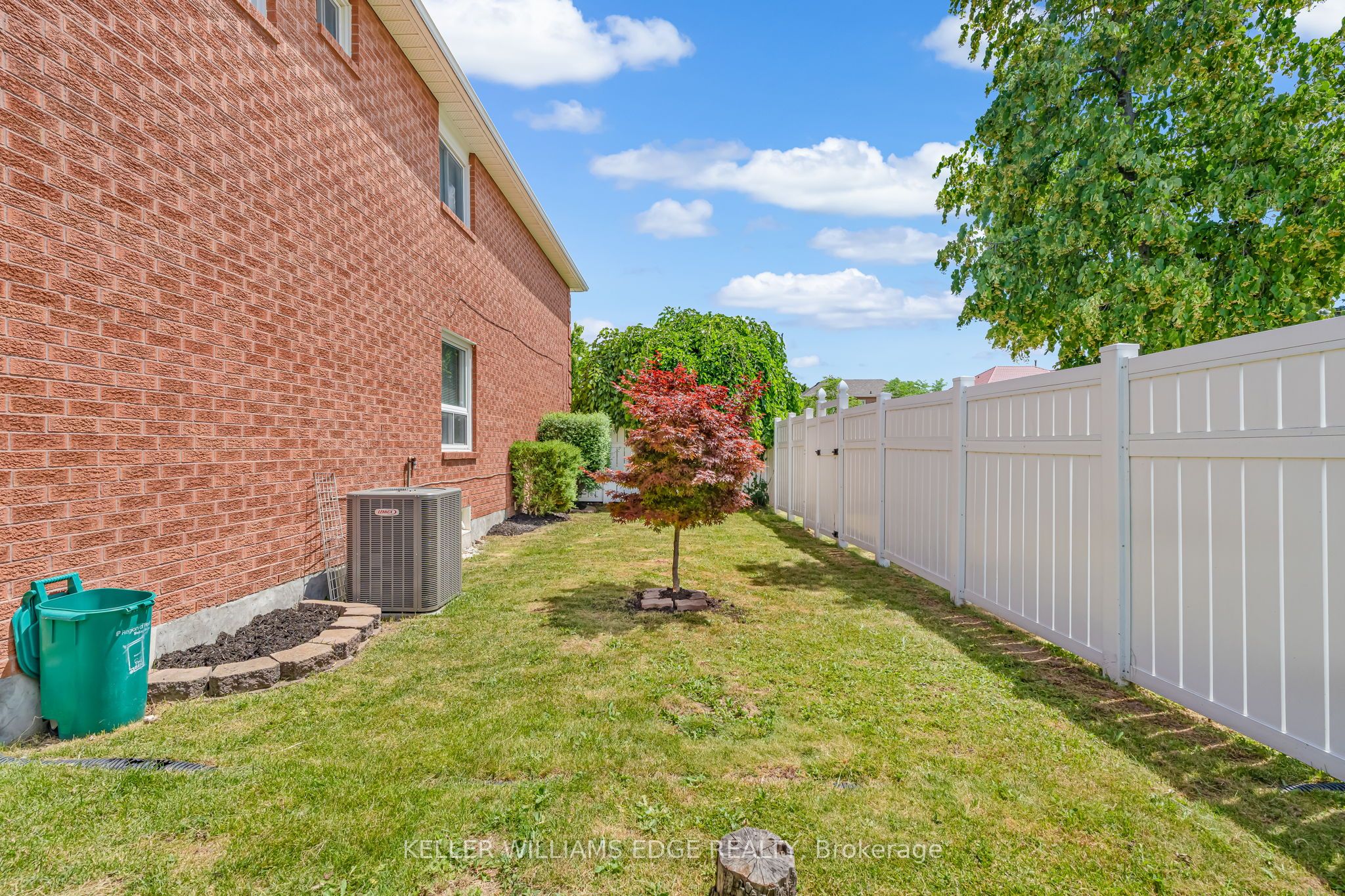 Photo 90 of 51 Corkett Drive, Brampton, Northwood Park — HOMEH