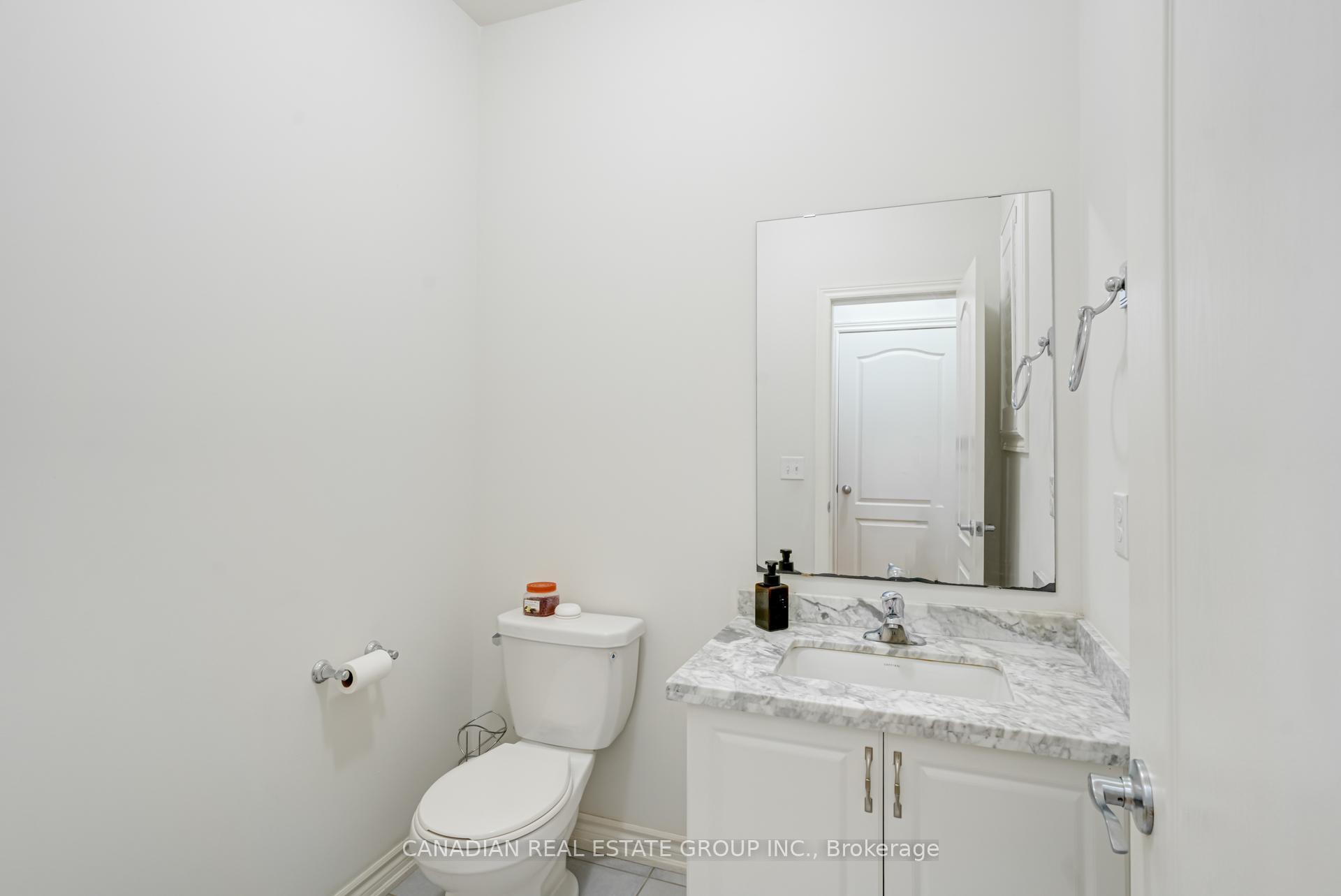 Photo 13 of 1485 Chretien Street, Milton, Ford — HOMEH