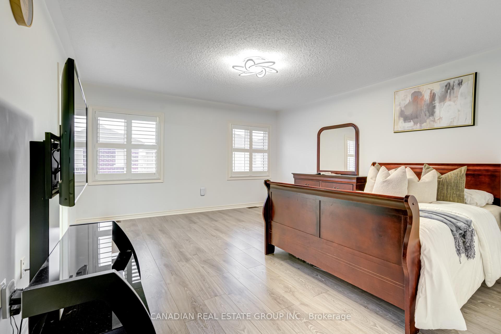 Photo 16 of 1485 Chretien Street, Milton, Ford — HOMEH