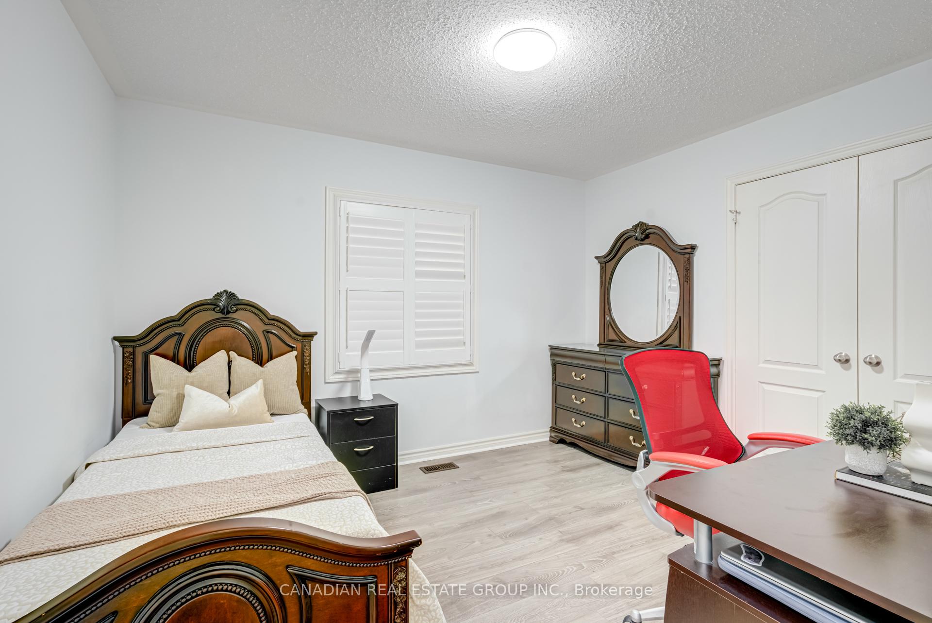 Photo 29 of 1485 Chretien Street, Milton, Ford — HOMEH