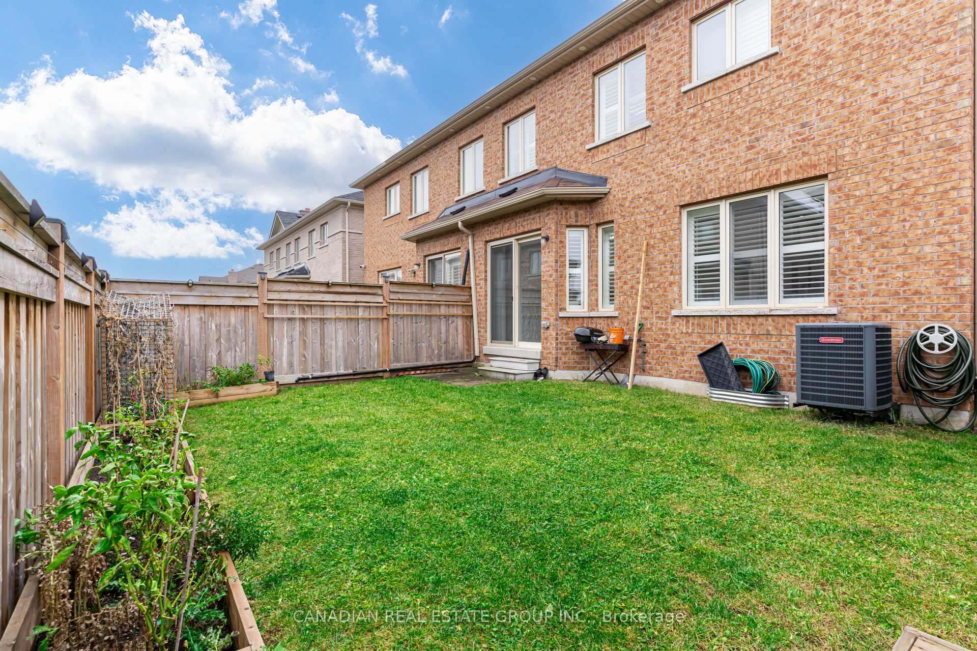 Photo 30 of 1485 Chretien Street, Milton, Ford — HOMEH