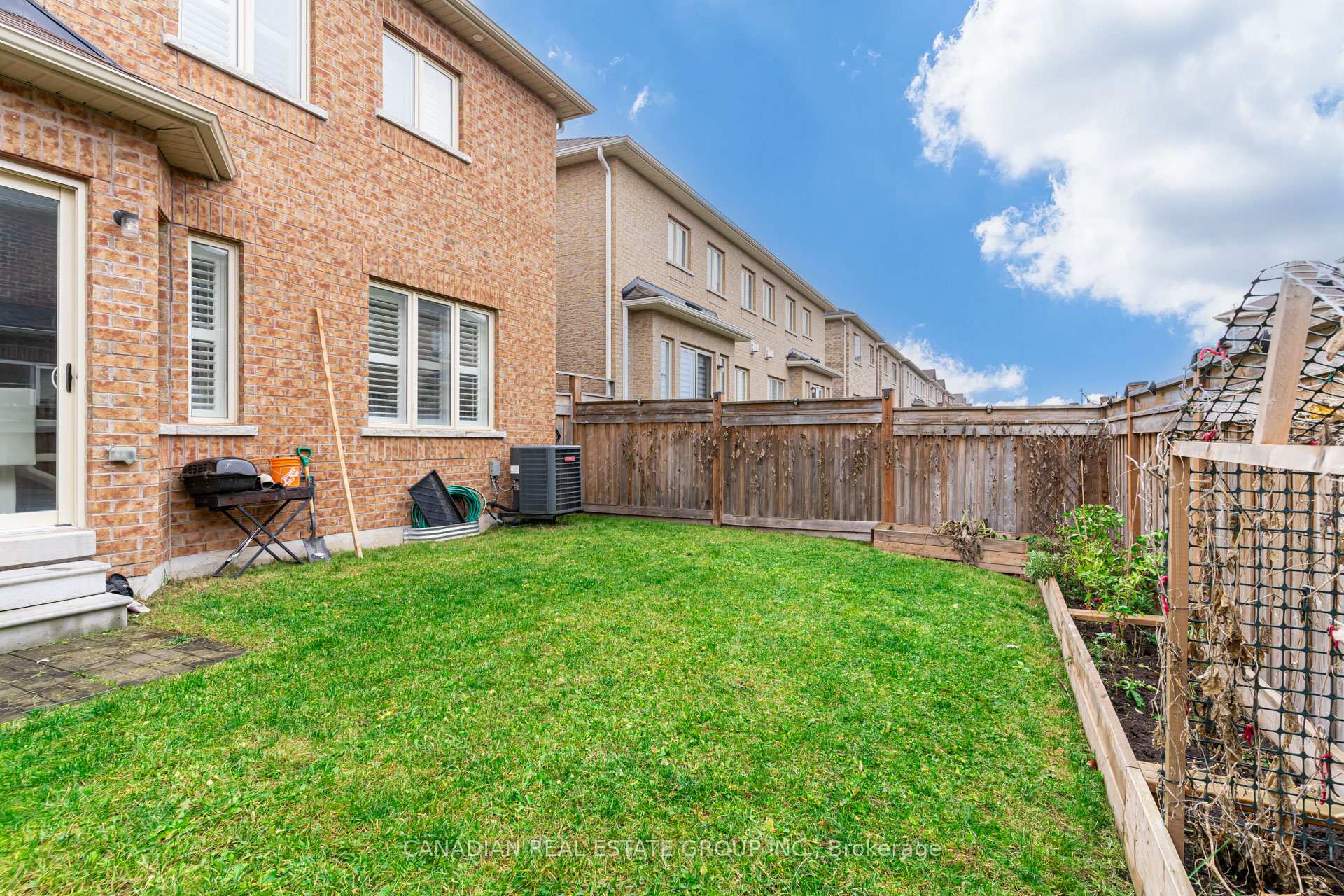 Photo 33 of 1485 Chretien Street, Milton, Ford — HOMEH