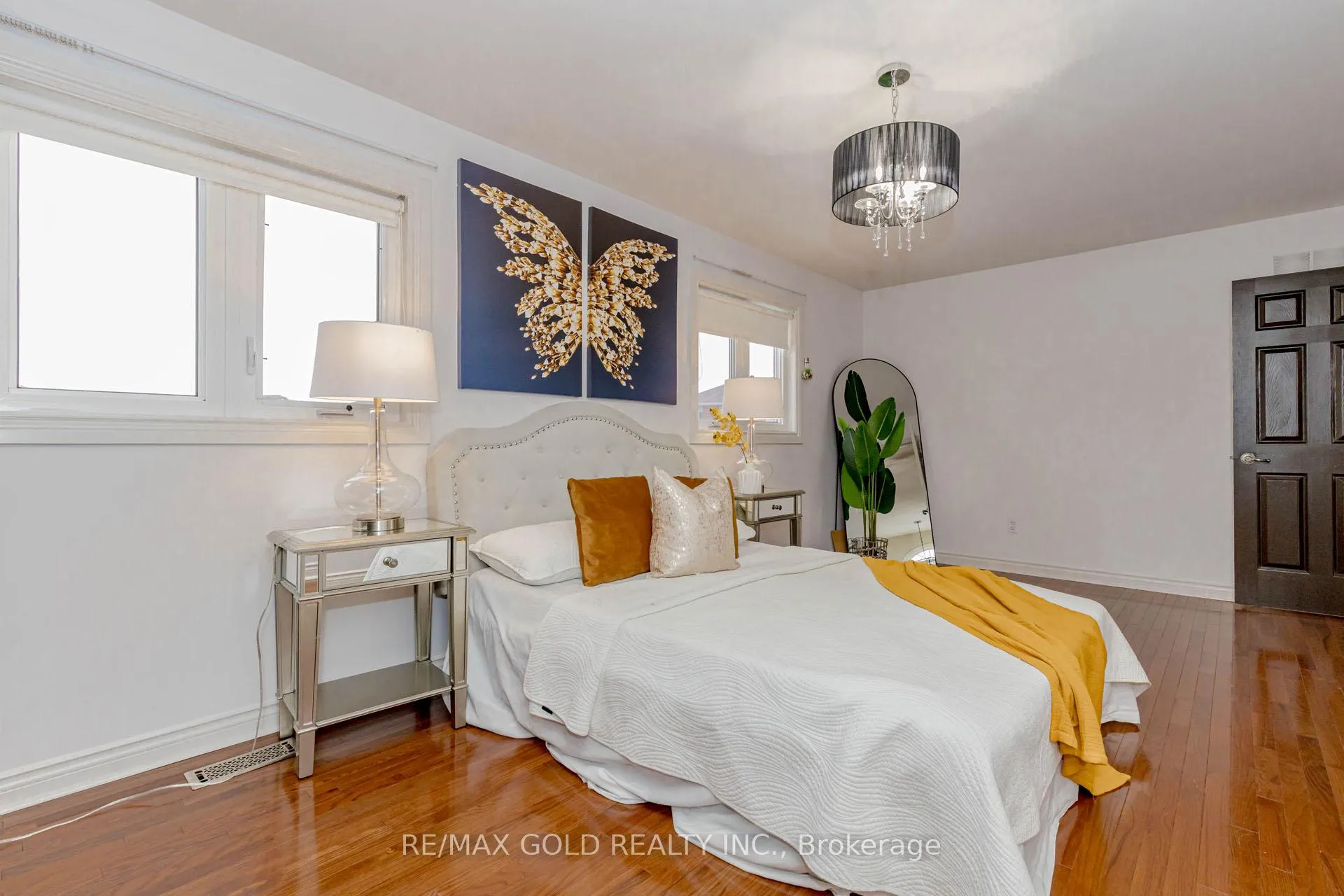Photo 21 of 38 Esposito Drive, Caledon, Bolton East — HOMEH