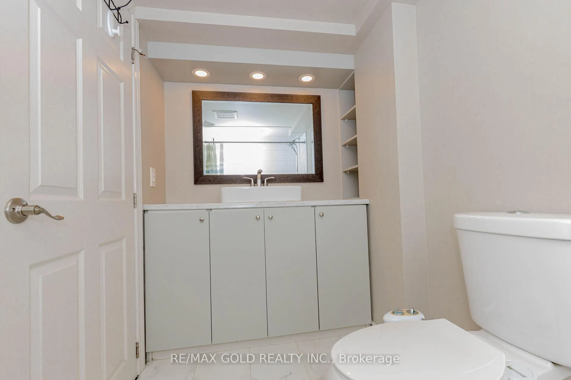 Photo 31 of 38 Esposito Drive, Caledon, Bolton East — HOMEH
