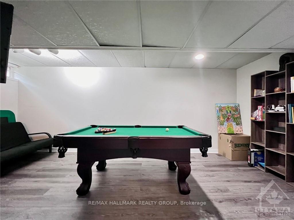 Photo 21 of 40 Stable Way, Ottawa, Kanata - Bridlewood — HOMEH