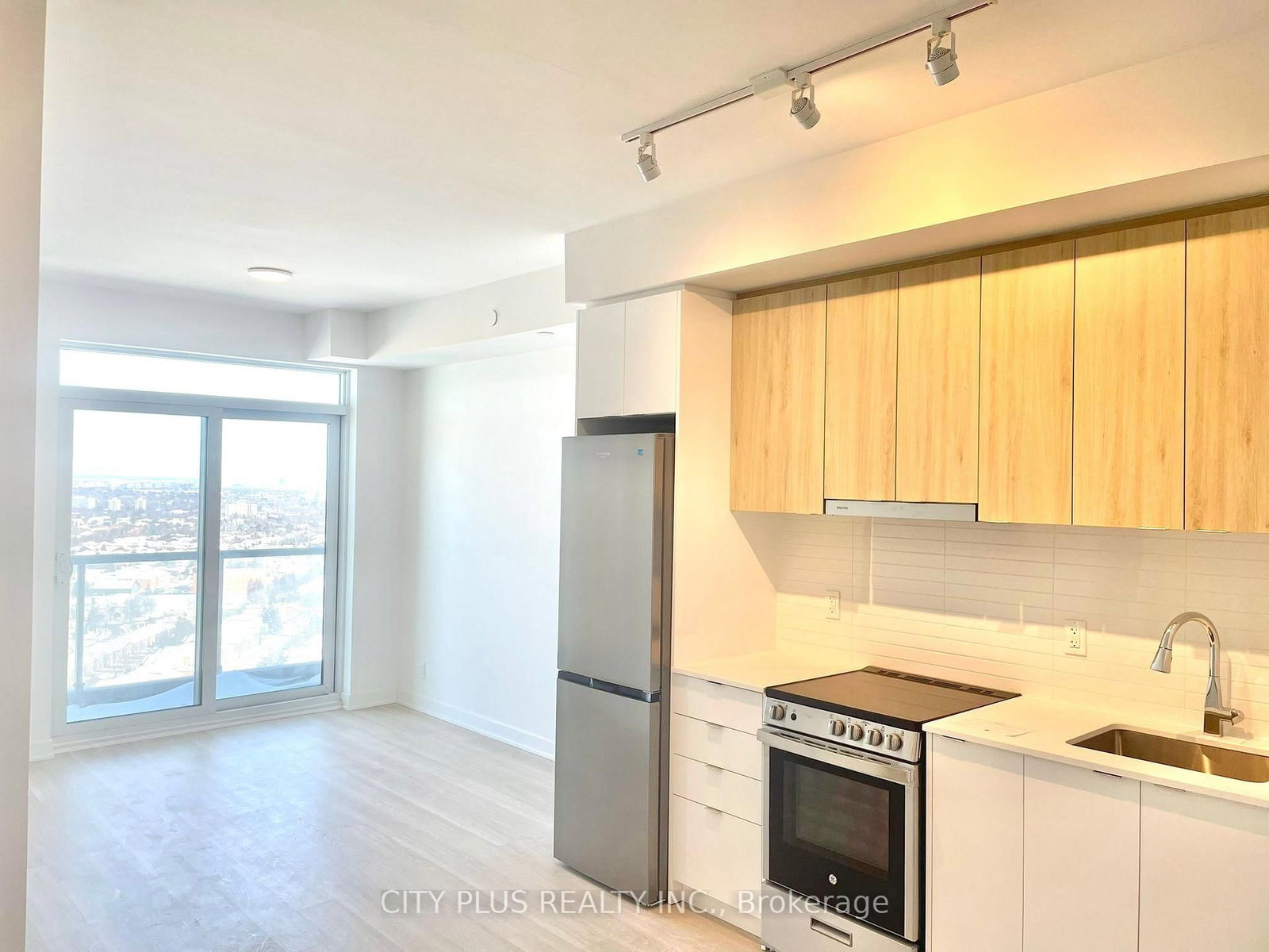 Photo 3 of Unit B-2609, 50 Upper Mall Way, Vaughan, Brownridge — HOMEH