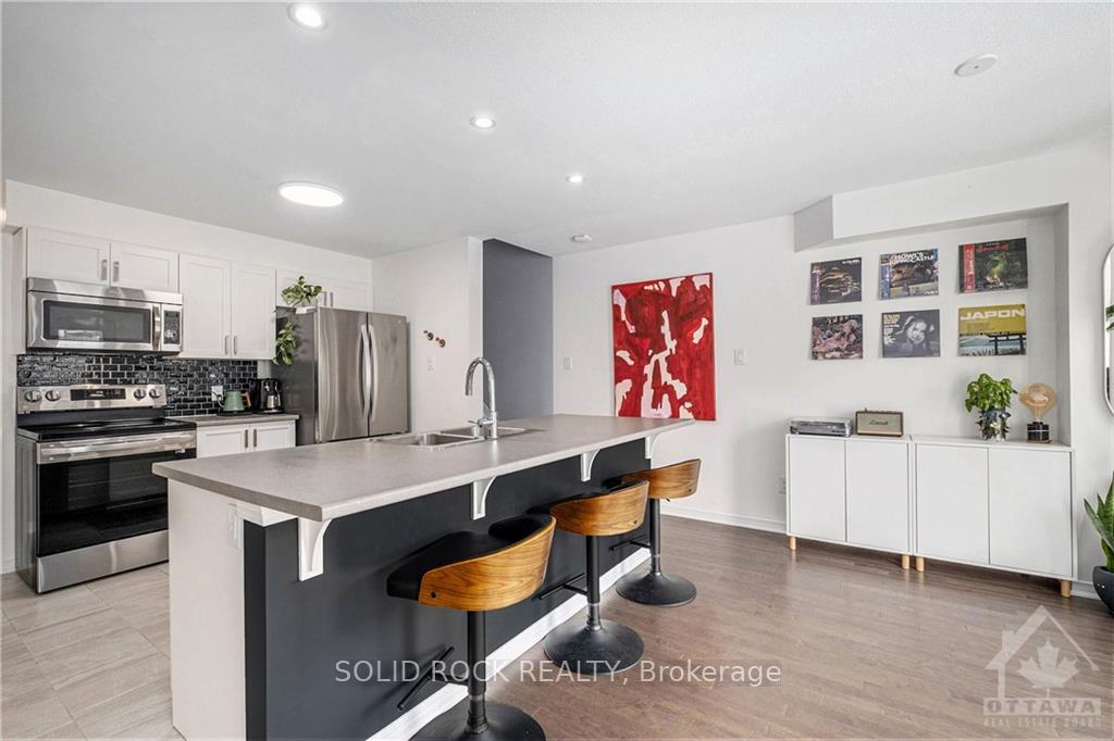 Photo 11 of 804 Element, Ottawa, Kanata - Emerald Meadows/Trailwest — HOMEH