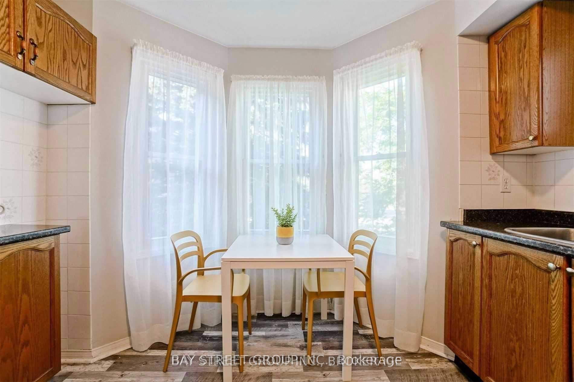 Photo 5 of Unit 43, 119 D'ambrosio Drive, Barrie, Painswick South — HOMEH