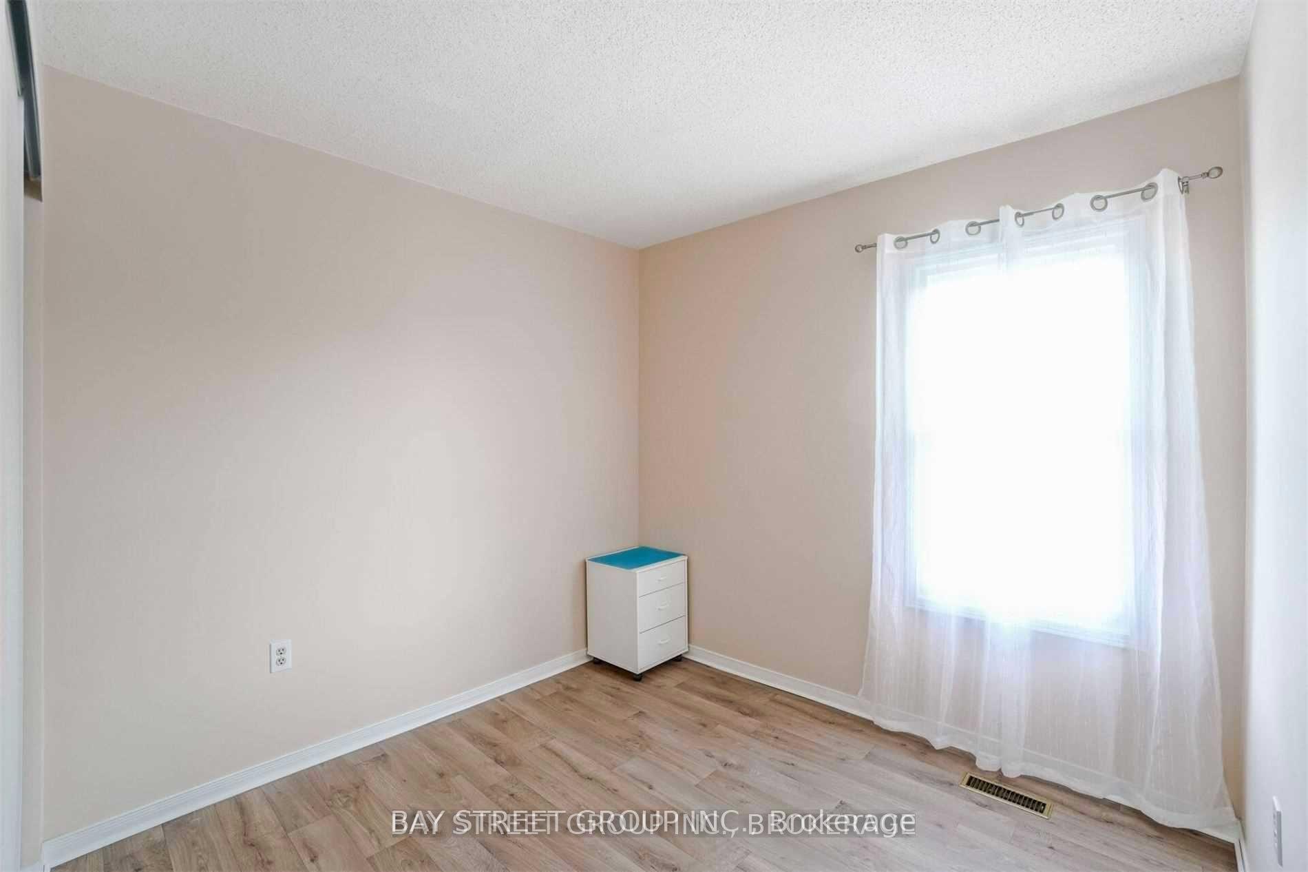 Photo 8 of Unit 43, 119 D'ambrosio Drive, Barrie, Painswick South — HOMEH